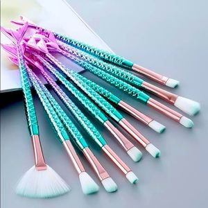10 Piece Mermaid Makeup Brushes Set